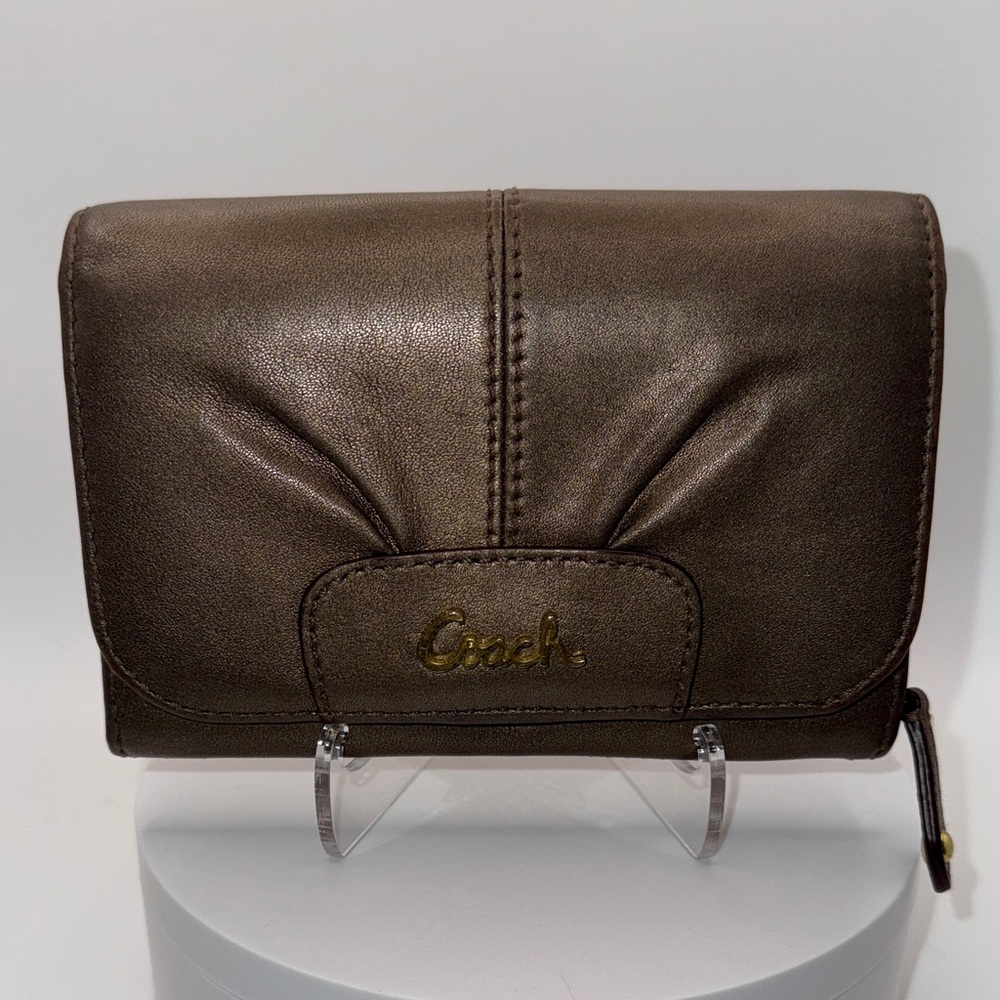 Coach Ashley Pleated Leather Accordion Zip Wallet (Rehab) - Picture 4 of 11